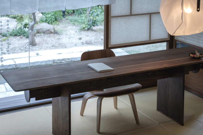 100년 가옥 오초량에서 만난 〈에디터갑의 집〉 22 4X5 8101