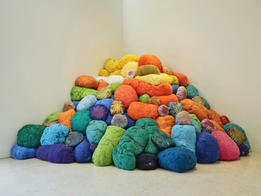 에스파스 루이 비통 서울에 ‘착륙’한 셰일라 힉스 5 ELVS SHEILA HICKS ANOTHER BREAK IN THE WALL 복사