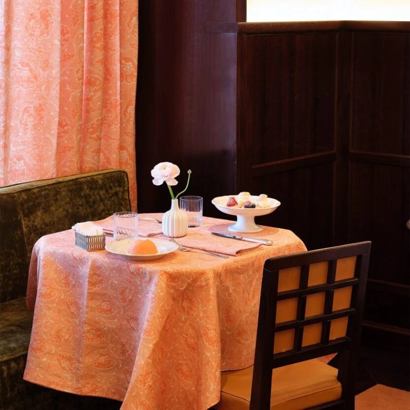 밀라노 도심을 아름답게 물들인 F&B 팝업 4 11 milan design week food pop ups dezeen 2364 col 2 852x852 1