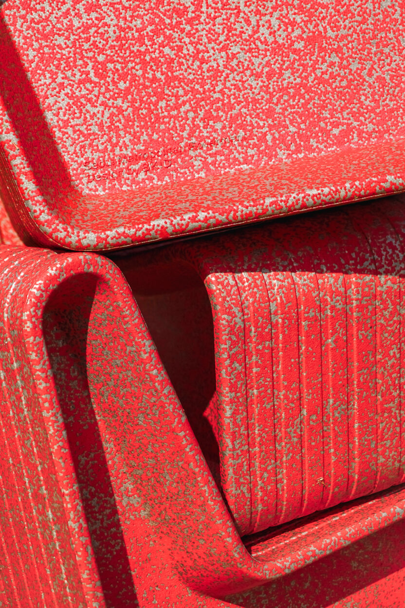 resize Lean Series Coral Detail