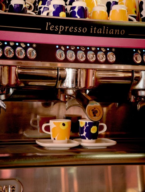 밀라노 도심을 아름답게 물들인 F&B 팝업 4 6 seandavidson barunikko 4 3