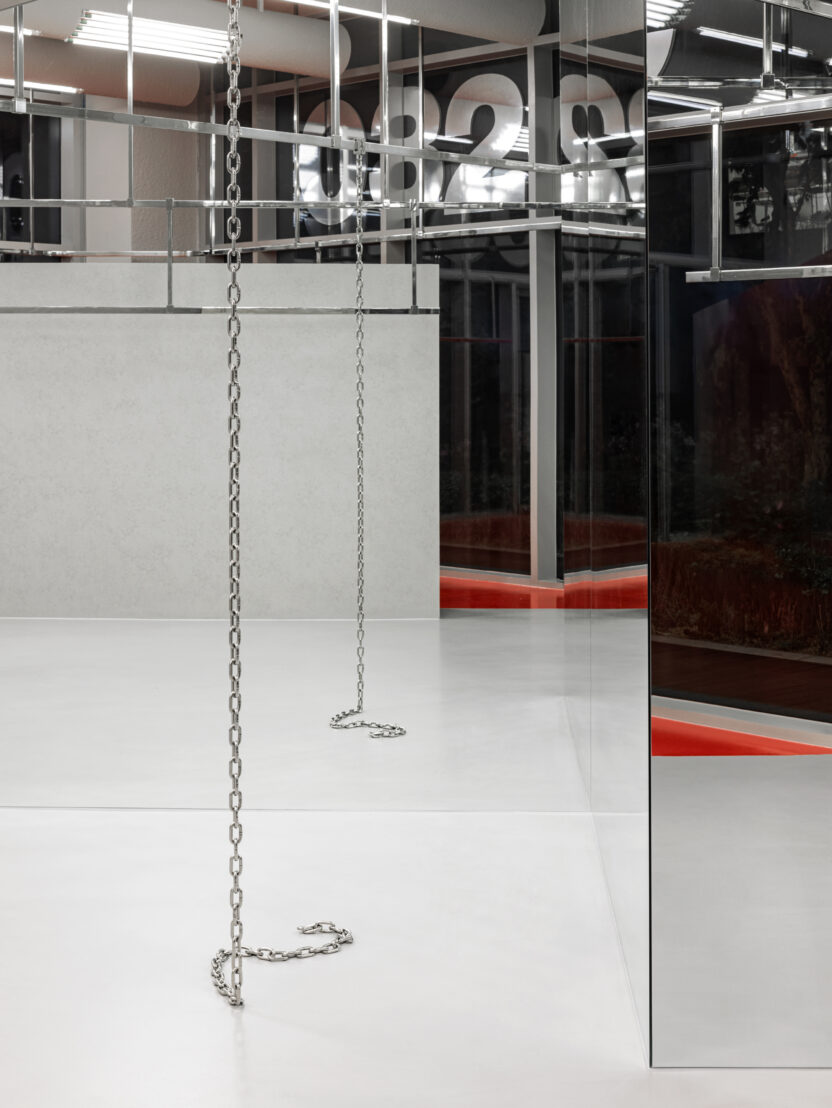 '032c'의 첫 글로벌 스토어, 서울에 상륙하다 4 무신사 트레이딩 사진자료 032c 갤러리 서울 사진 2