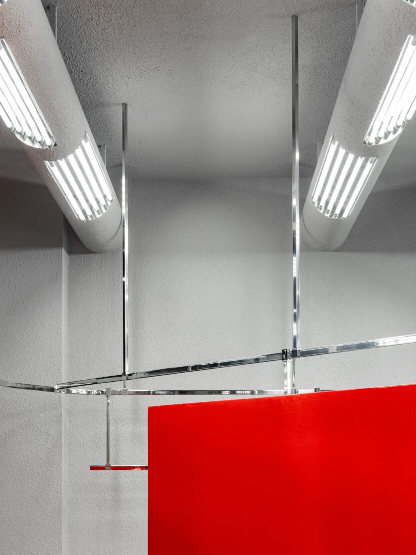 '032c'의 첫 글로벌 스토어, 서울에 상륙하다 5 무신사 트레이딩 사진자료 032c 갤러리 서울 사진 3 min