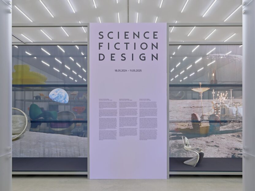 우주시대에서 메타버스까지, 공상과학 디자인을 말하다 2 01 VDM Science Fiction Design Installation View
