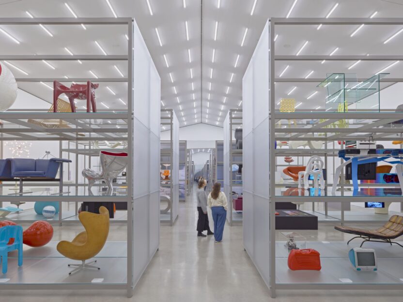 우주시대에서 메타버스까지, 공상과학 디자인을 말하다 3 06 VDM Science Fiction Design Installation View