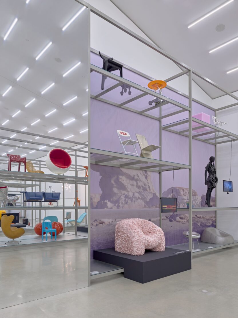우주시대에서 메타버스까지, 공상과학 디자인을 말하다 4 12 VDM Science Fiction Design Installation View