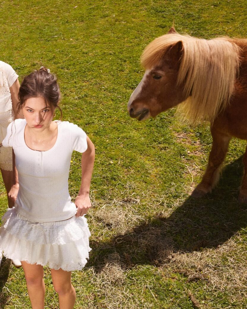 한국 옷 사러 오픈런? 세계를 홀린 K패션 열풍 22 2 1 1