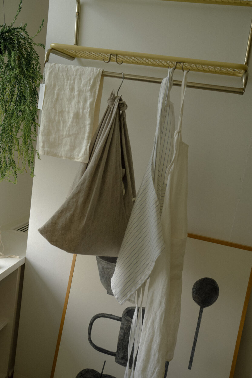 흰(hiin), 남편이 만든 나무 도구와 아내가 만든 흰 물건들 7 DSC03639