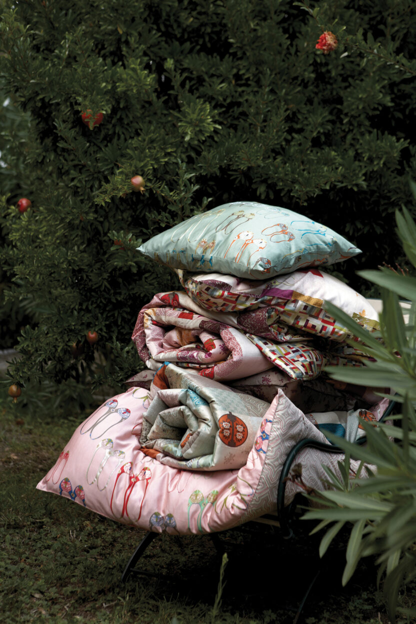 소프트 인테리어를 개척한 디자이너 장응복 4 Fall 5 Jeon Song Gon