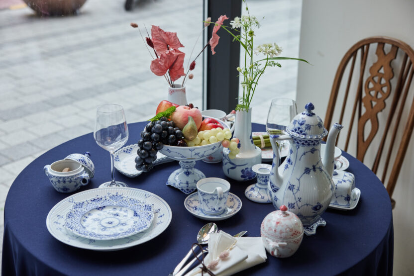 로얄코펜하겐의 크리에이티브 디렉터 재스퍼 닐슨 3 로얄코펜하겐 전시카페 이미지5