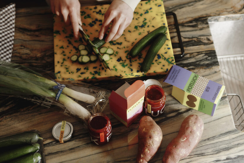 보자기의 색과 패턴을 입은 한국 식료품 브랜드 ‘포틀럭’ 10 20240108 potluck 0271 복사