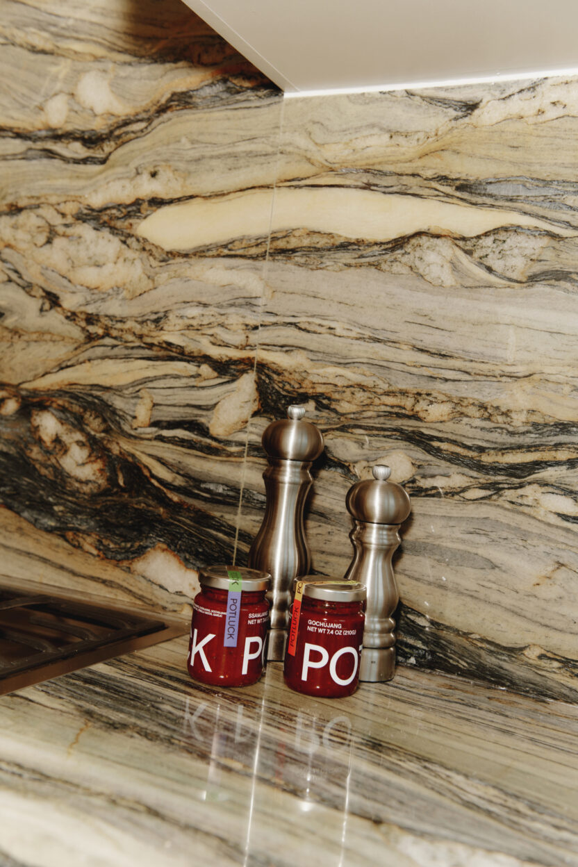 보자기의 색과 패턴을 입은 한국 식료품 브랜드 ‘포틀럭’ 2 20240108 potluck 0657 복사