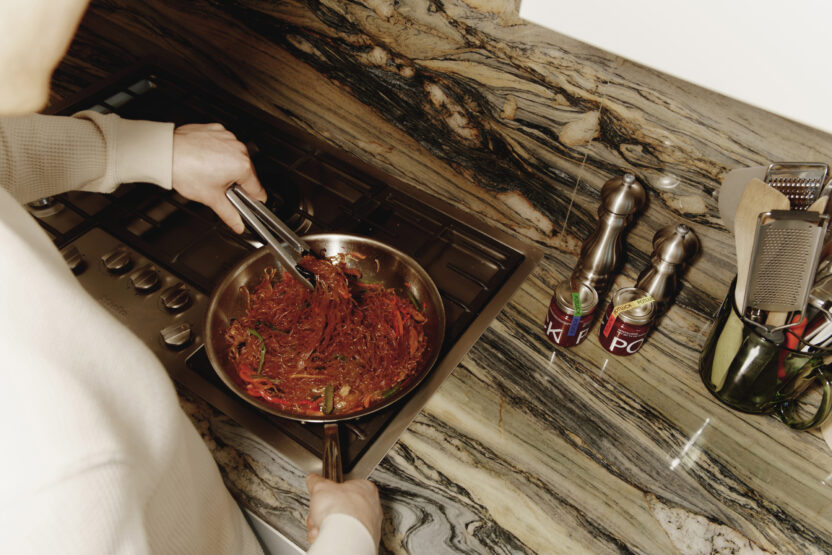 보자기의 색과 패턴을 입은 한국 식료품 브랜드 ‘포틀럭’ 12 20240108 potluck 0672 복사