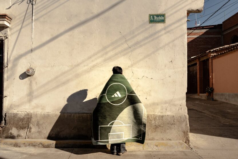 아디다스가 멕시코의 장인과 만나면? 29 29