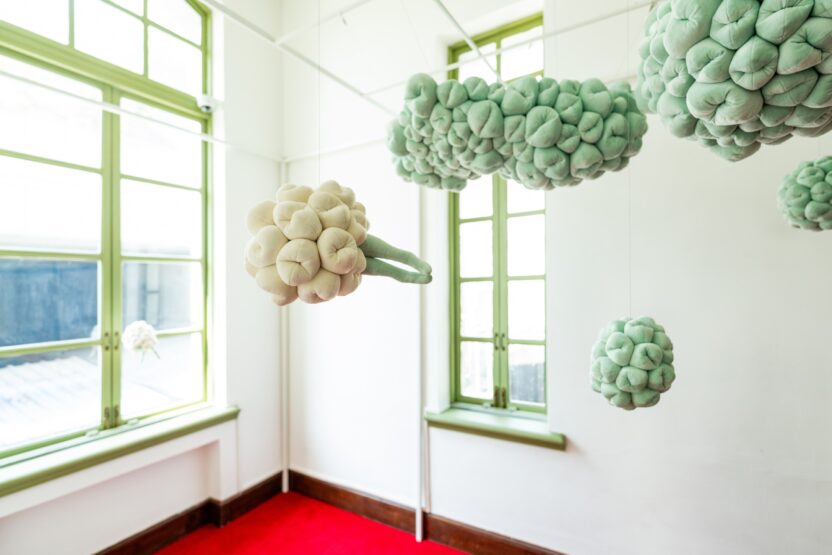 디스트릭트가 100년 넘은 옛 서울역에 펼친 다감각적 몰입의 세계 12 7R508597 4K