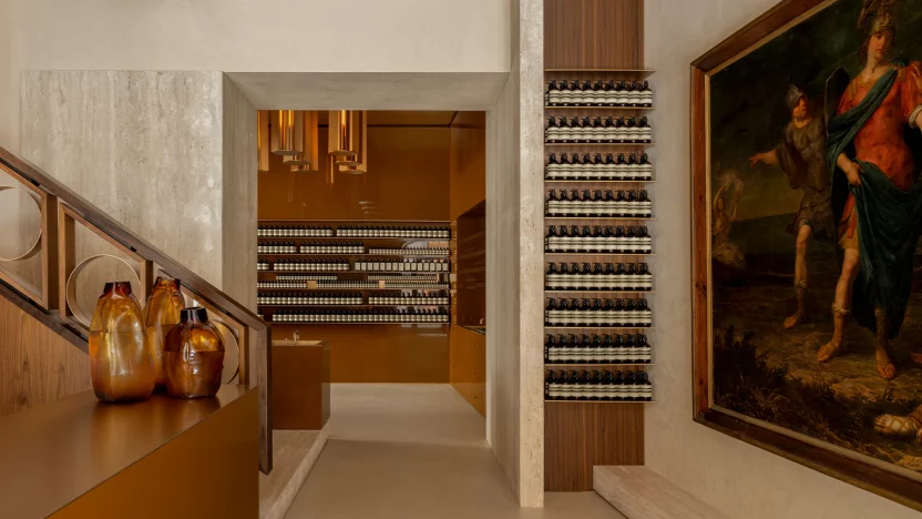 현대인의 감각을 사로잡는 이솝 공간 미학 6 Aesop Via del Corso Hero Bleed Tablet 1536x864px