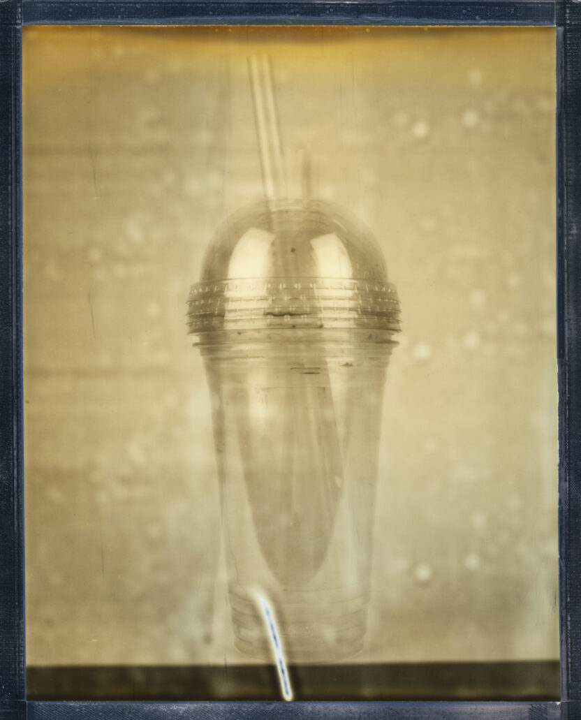 김명중 작가가 해외 셀럽이 아닌 쓰레기를 찍은 이유는? 3 Coffee cups 최종