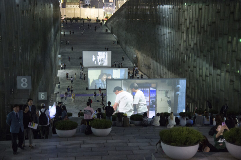 '프리즈 서울'과 '키아프 서울', 두 아트페어가 올해 선보일 프로그램은? 8 EMAP 8