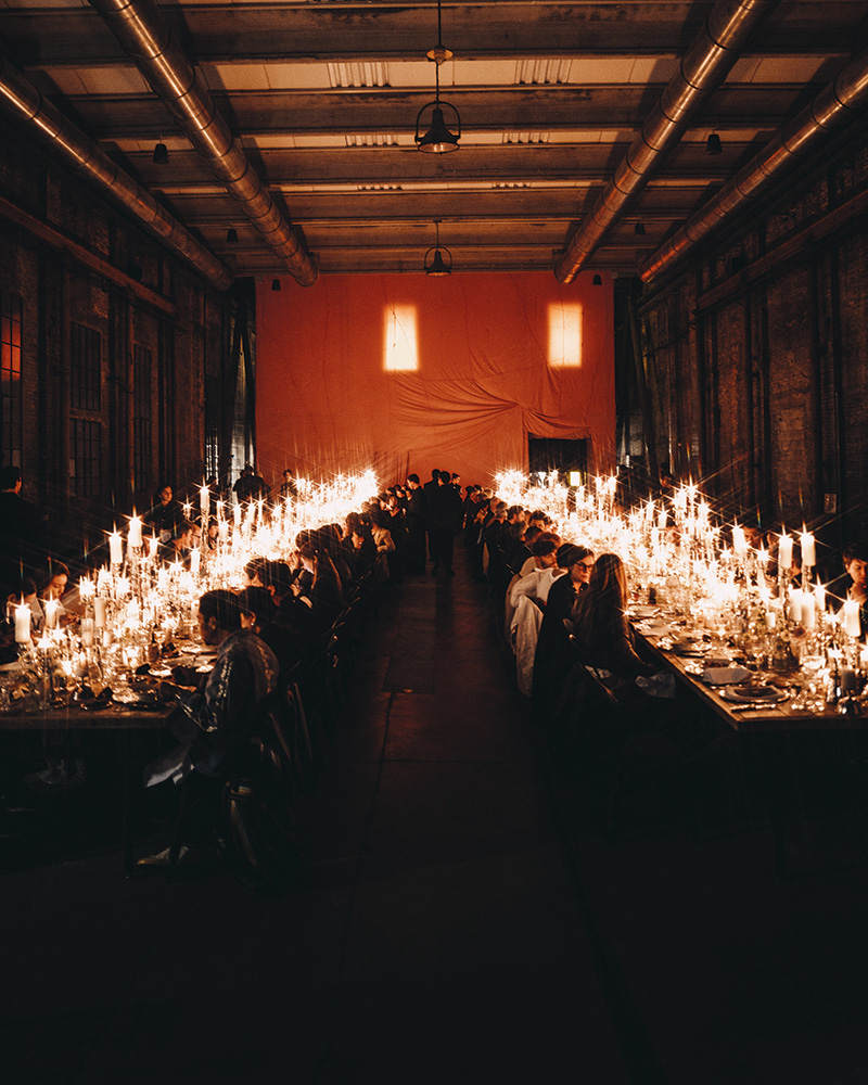 현실을 초월하는 미의 창조자, AI 아티스트 안드레스 레이싱헤르 6 mck 664c840ef165e