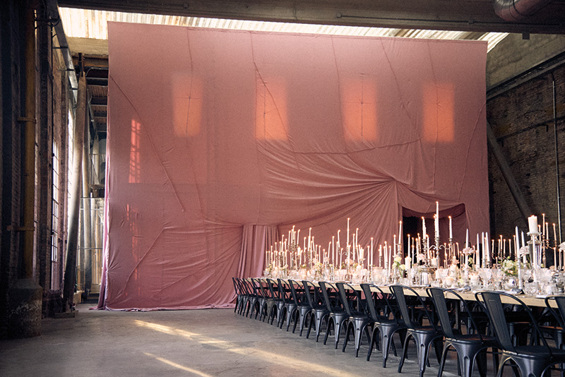 현실을 초월하는 미의 창조자, AI 아티스트 안드레스 레이싱헤르 5 mck 664c862dac839