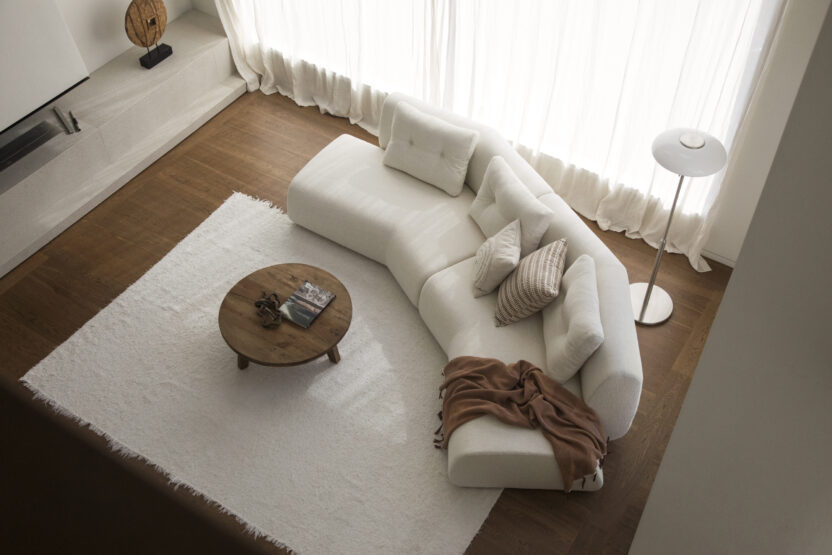 보편성이 담긴 자전적 이야기, 무니토 2 볼더소파