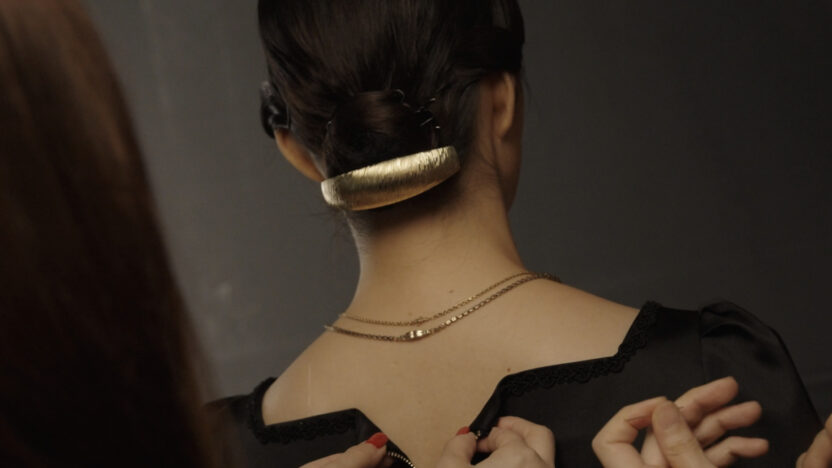 요시다 유니는 황정민 주연의 연극 〈맥베스〉의 비주얼을 어떻게 디렉팅했을까? 4 스크린샷 2024 06 26 104739