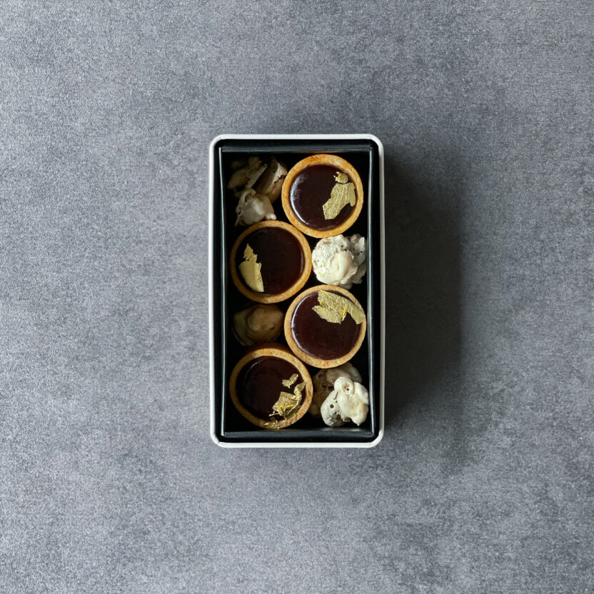 달콤함의 서사, 차과자점 차차이테 8 차차이테 차가운 앙버터 타르트크로캉트