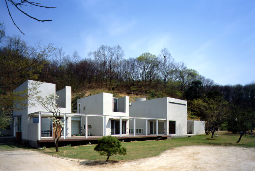 내가 꿈꾸는 삶과 집에 관한 58개의 건축 아이디어 4 1.승효상 수백당 1999 2000 무라이 오사무 사진 복사