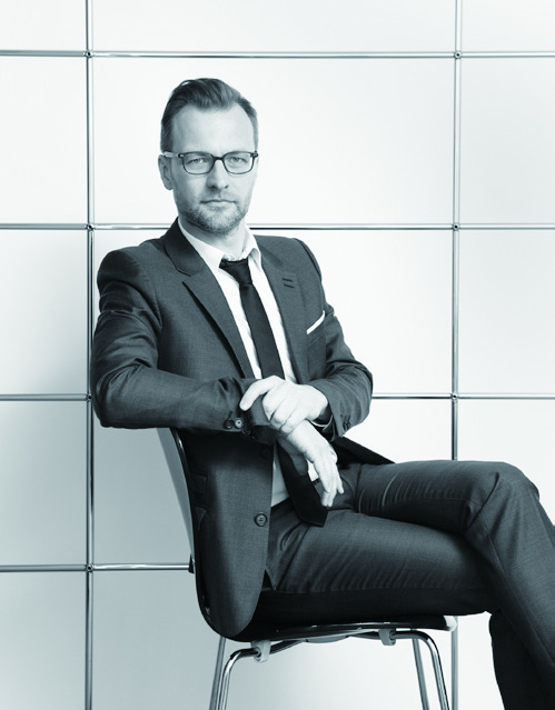 〈콘크리트 유토피아를 향해〉전 4 190123000000335 O