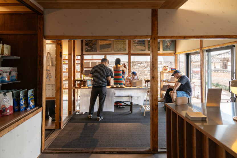 같이 서울, 스탠다드에이가 기획한 북촌 한옥마을의 선물 가게 5 2407 kkachi 09671