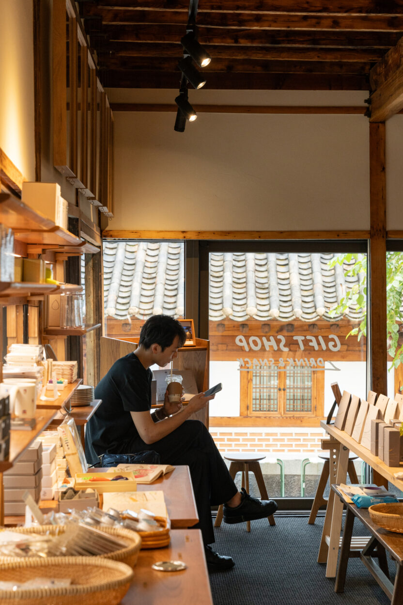 같이 서울, 스탠다드에이가 기획한 북촌 한옥마을의 선물 가게 3 2407 kkachi 09832