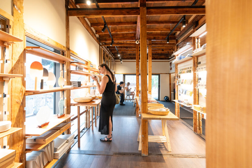 같이 서울, 스탠다드에이가 기획한 북촌 한옥마을의 선물 가게 4 2407 kkachi 09839