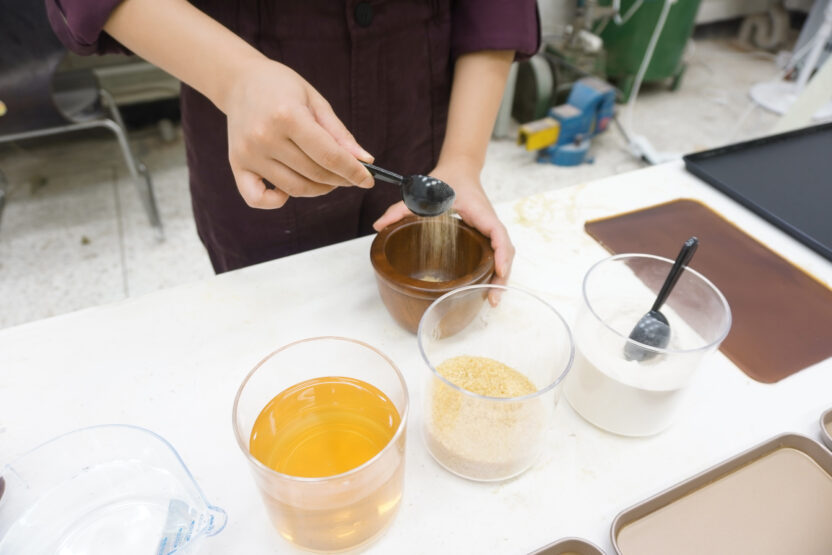 밀라노를 매혹시킨 생분해성 해조류 소재, 디자이너 최수양 5 3