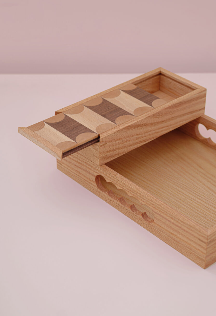 한옥의 사랑방에서 영감을 얻다, 공예 상품 시리즈 '사랑(SARANG)' 13 4 2 이예지 디테일