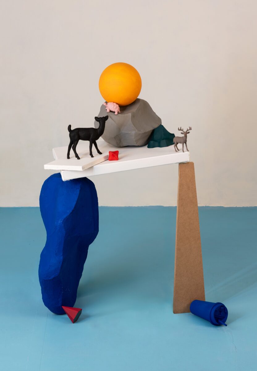 조각, 회화, 사진으로 만든 현대판 십장생도의 모습은? 3 resize 〈달 밝은 밤〉 2024 Oil paint and inkjet print on canvas 162×112cm ⓒ유현미