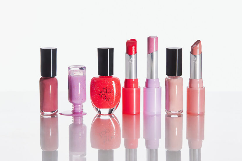 어린 날 향수를 불러일으키는 걸코어 뷰티, 팁토우 10 02 0175