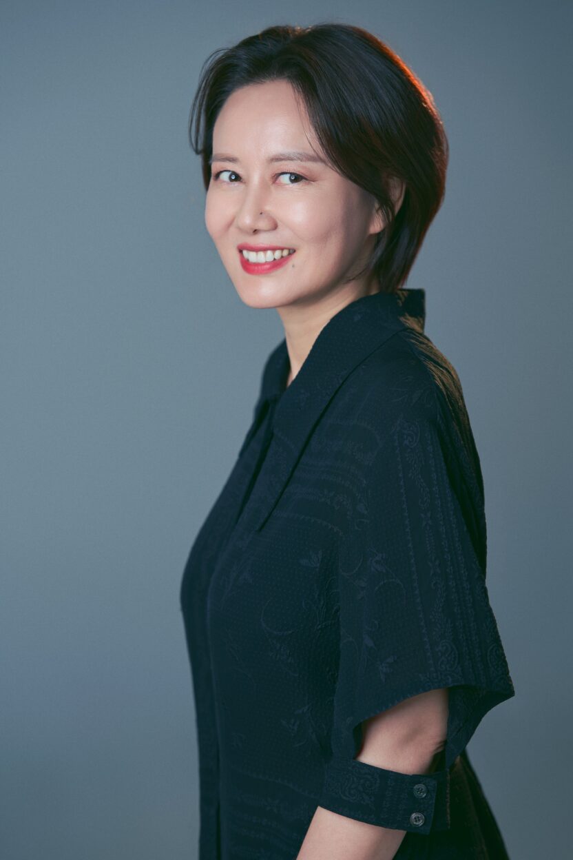 시대의 아이콘 의자를 조명하다, 매거진 ‹C› 디렉터 전은경 인터뷰 1 240722 1465 02 min