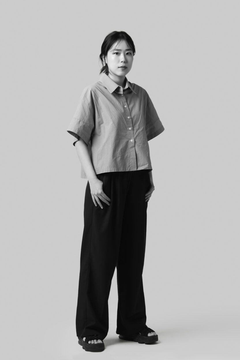 240813 영디자이너프로필 신예원0563 bk