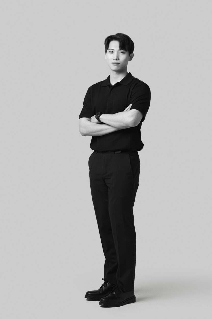 240813 영디자이너프로필 최예찬1017 bk