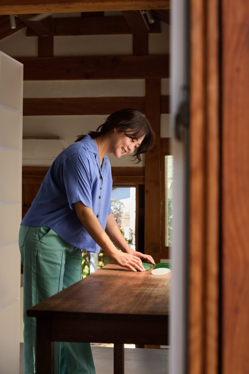 월WOL에서 마주한 유리 공예가 박선민 개인전, <시간의 연결성> 1 240904psm 201 1 min