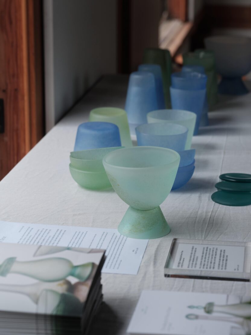 월WOL에서 마주한 유리 공예가 박선민 개인전, <시간의 연결성> 8 240908 psm 21 min