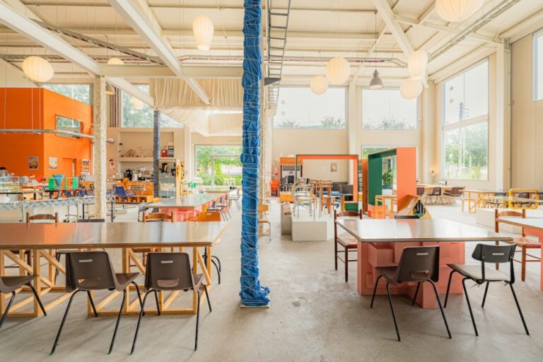 빈티지 가구를 매개로 한 디자인 플랫폼, dkff 24 빈티지 가구를 매개로 한 디자인 플랫폼, dkff