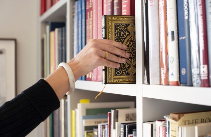 프리즈의 격을 높이다, 중세 미술품 갤러리 '레 정뤼미뉘르' 6 KakaoTalk Photo 2024 09 06 18 37 46 002