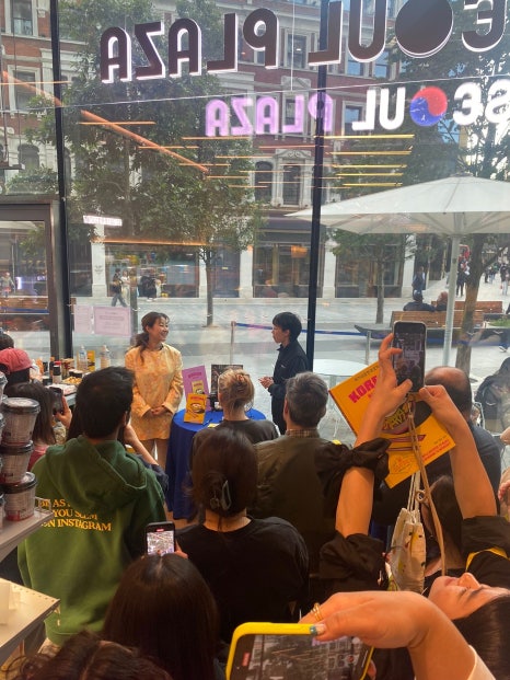 고추장으로 런던을 물들이다, 봄봄(BOMBOM) 8 cookbook launch 02