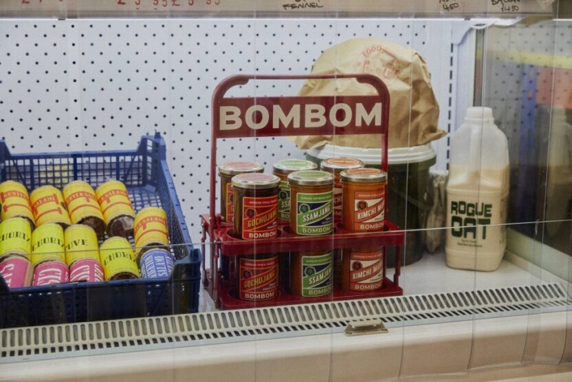 고추장으로 런던을 물들이다, 봄봄(BOMBOM) 4 deli shop bombom 02 min