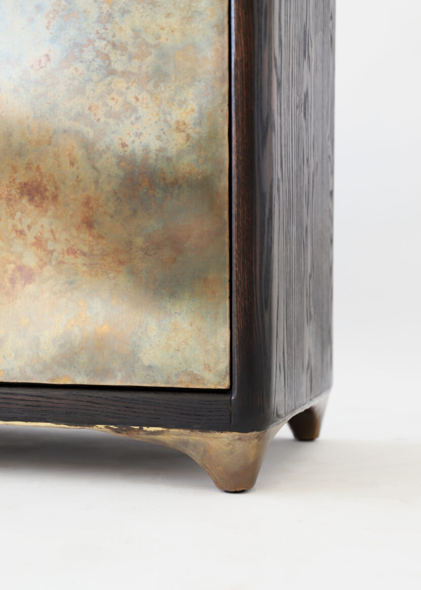 스케치 없이 가구를 만드는 디자이너, 발렌틴 로엘만 12 theEdit credenza 01