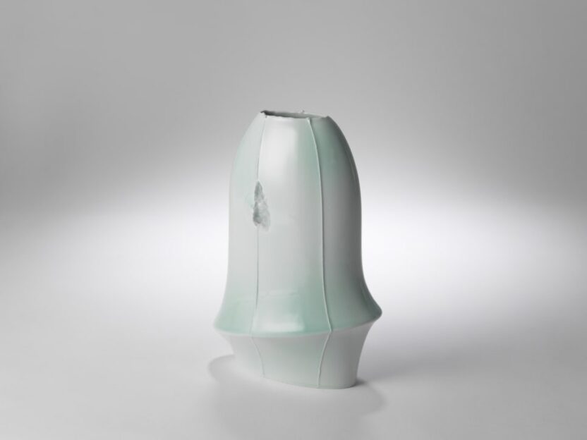 제1회 서울시 유리지공예상, 그 첫걸음의 이야기 10 김동인 結莟맺을 결 꽃봉오리 함 2403V