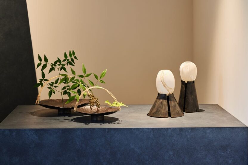 예올x샤넬이 전하는 두드리고 흔적을 남기는 것의 가치 8 이미지4 2024 예올X샤넬 프로젝트 올해의 장인 젊은 공예인 합작품