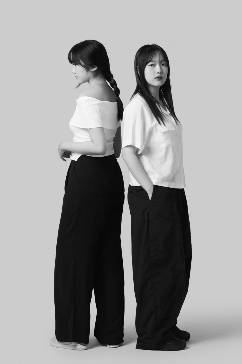 240813 영디자이너프로필 허유정김민지1036 bk