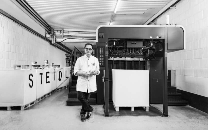 살아 있는 아트북의 전설, ‘슈타이들’의 모든 것 7 Gerhard Steidl 게르하르드 슈타이들 3 © 2024 Cedric Fernandez 복사